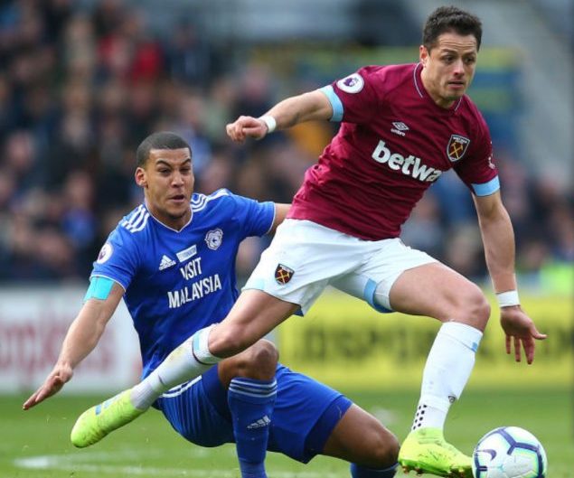 “Chicharito” y West Ham decepcionan en Cardiff