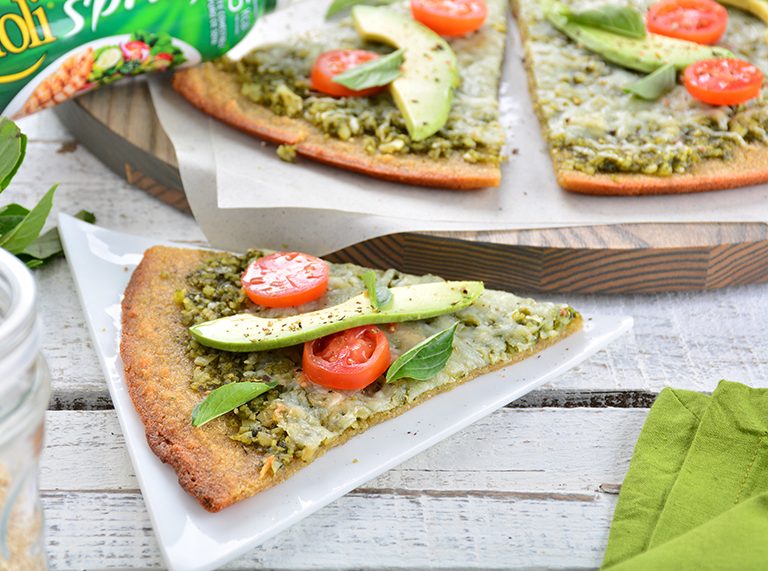 Pizza de quinoa pesto y aguacate