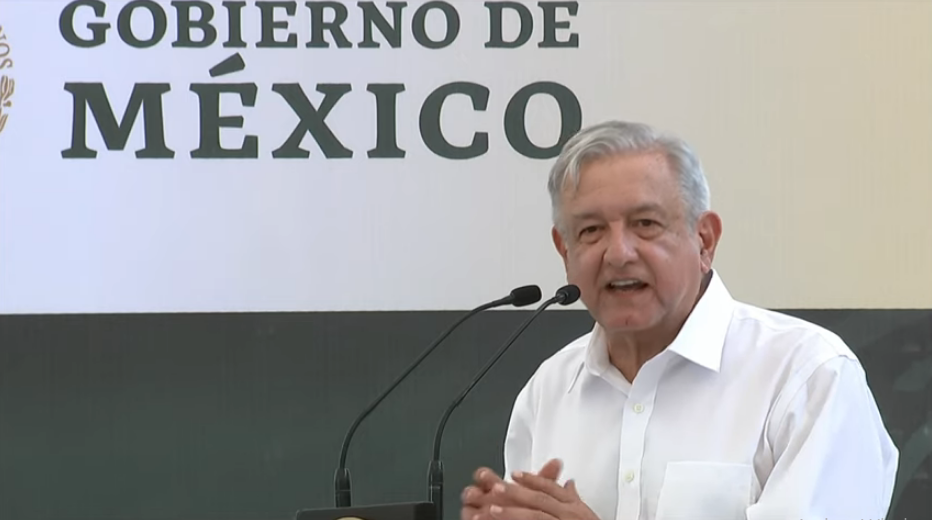 López Obrador promete subir el sueldo a médicos en zonas rurales