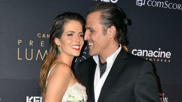 Billy Rovzar y Claudia Álvarez esperan a su primer bebé