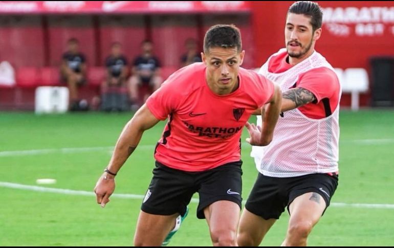 “Chicharito” entrenó por primera vez con el Sevilla