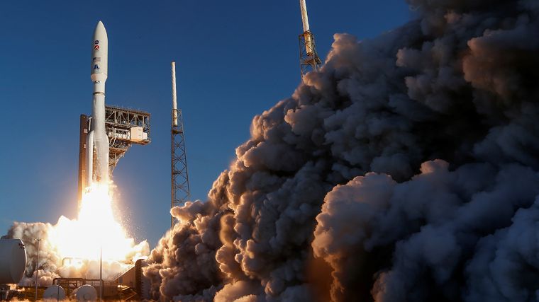 El cohete Atlas V despego con éxito, se dirige a Marte